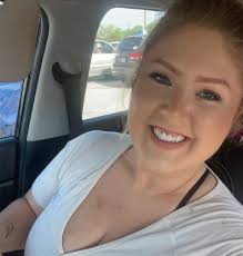 Cassie Andersen's Instagram, Twitter & Facebook