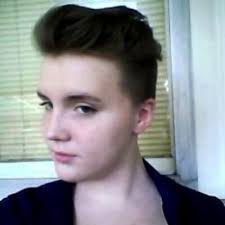 Leia Hall (@leia_hall)