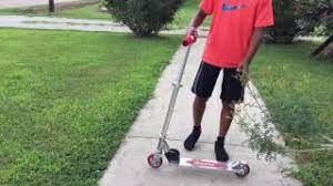 A good, sharp, sturdy razor makes all the difference between nicks, cuts, or razor burn and a nice, smooth, even shave. How To Fold A Razor Scooter Best Guide For 2 Basic Type