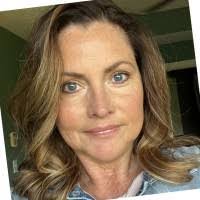 Roxanne Meyers's Instagram, Twitter & Facebook