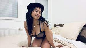 Alizee___s Homepage on MyFreeCams.com