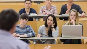 Immigration And Customs Enforcement Ice Announced Monday That International Students In The U S Whose Schools Sw In 2020 Student Learning Student Grants For College