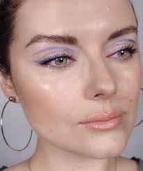 Graphic Eyeliner Trend Photos