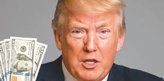 Lynn se vistió de gala con "Orgullo Latino 2021"