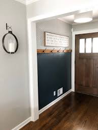 Easy Entryway Makeover With Paint Mindfully Gray En 2020 Deco Maison Decoration Maison Interieur Maison