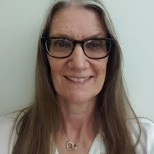 Donna Maclachlan's Instagram, Twitter & Facebook