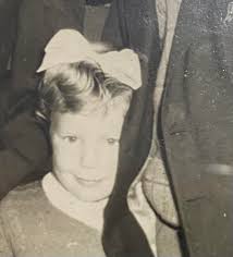 Please share‼️‼️‼️‼️ picture of the little girl is posted in comments!