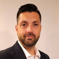 Logan Ballinger's Instagram, Twitter & Facebook