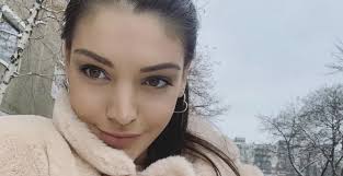 Jun 10, 2021 · a bölcsődés medox és az egyéves nina édesanyjaként nem sok ideje jut mostanában magára. Nagyot Nott Kulcsar Edina Fia