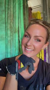 FIXILIFIX Stolt över ordning & reda… Projekten är sin sak.. men allt bakom  kulisserna är lika viktigt för ett lyckat projekt! Håller ni inte med? Att  bilarna är rena och redo för