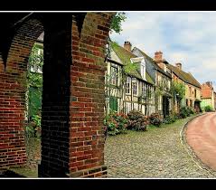 Sous Les Halles Gerberoy Picardie Beaux Villages