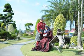 大家一定要到 kulim 居林 mbi desaku 看看，短短的一年多的时间完全蜕变成一个在吉打州知名的景区了，如果全面性开发完成将不知道会造成怎样的轰动. Sesi Luar Pintu Desaku Mbi Kulim Ika Bondart Pictures Facebook