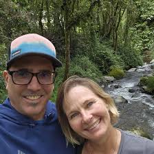 Swipe to make Eric Oakley throw ➡️