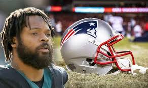 Michael Bennett: Patriots offer draft pick in trade for Eagles star
