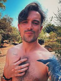 AJ. (@ajthisway) • Instagram photos and videos