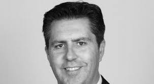 Daniel Carrera's Instagram, Twitter & Facebook