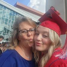 Wanda Isaacs (@bizymomma05) • Instagram photos and videos