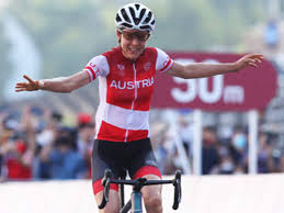 Rigoberto uran finished eighth in the road cycling competition of the tokyo olympics, which was won by the ecuadorian richard carapaz, the silver was in the power of wout van aert and the bronze hung it tadej pogacar. Tokyo Olympics Kiesenhofer Takes Shock Road Race Gold After Van Vleuten Gaffe Tokyo Olympics News Times Of India