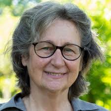 Andrea Bauder's Instagram, Twitter & Facebook