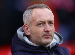 Blackpool consider Lucas Bergstrom, Tom Glover in 'keeper hunt