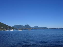 May 30, 2021 · klasse, halbtax) ins tessin und wieder zurück und von weiteren exklusiven vorteilen; Klimatabelle Lago Maggiore Wetter Temperatur Klima