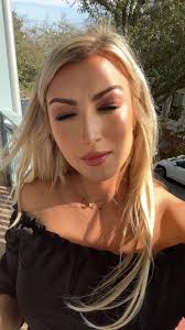 Katie LeVine (@ktlevine)