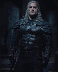 Henry Cavill Just Uploaded On Instagram A Picture Of His New Armor For The Second Season Of The Witcher 9gag If he choose to participate under the alias ravix of fourhorn he wore different armor. henry cavill just uploaded on instagram