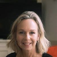 Vanessa Goss's Instagram, Twitter & Facebook