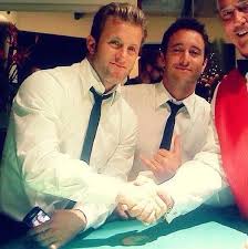 Brothers From Another Mother Well They Dressed Like Twins Hawaii Five O Honolulu Police Hawaii Island