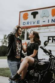 Honda benly s110, motor impor klasik dengan mesin unik. 28 Prewedding Ideas Motorcycle Couple Motorcycle Wedding Motorcycle Couple Pictures