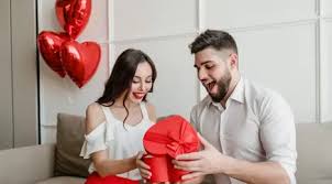 4.dari diameter jam tangan anda bisa sekalian membeli tali jamnya.kemudian alat bantu reparasi saya pernah membaca artikel tentang jurnalis yang mencoba memakai jamtangan murah dengan jam tangan mahal. 5 Rekomendasi Barang Yang Bisa Dijadikan Kado Untuk Si Dia Lifestyle Fimela Com