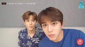 مدونة لترجمة جميع برامج انسيتي. 180712 Mark Lucas Vlive Nct Lucas Nct Nct Lucas