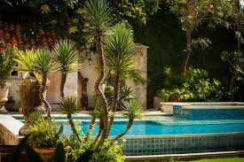 Tropical Garden Design At Villa Mimine By Bali Landscape Company Bali Landscape Landscapedesign Gardendesign Tropical Tropicalgarden Gardenideas Landsc