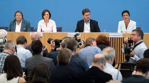 Oskar lafontaines anwesen im saarland. Aufstehen Die Sitzgruppe Einer Bewegung Cicero Online