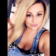 Kristin Tunnell's Instagram, Twitter & Facebook