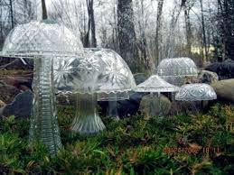 Toadstools To Topiaries 11 Creative Mushroom Projects For Your Garden