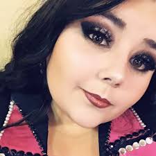 Alexandra Wooten's Instagram, Twitter & Facebook