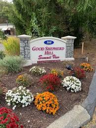 Here at blossom hill florist, we pride ourselves on our attention to detail and always aim to give impeccable customer service. 166 Old Brookfield Rd Unit 3 5 Danbury Ct 06811 Realtor Com
