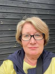 Thank you for so many comments. I went back to short and I really like it.  It is a bit too curly atm, and I want some colour later. Now I did