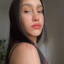 Today is my Mom's Birthday! Happy Bday Mom!! And it's Throwback Thursday,  do you remember when 'Mama Filipina' music video came out in 2009?