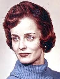 Loretta Sullivan's Instagram, Twitter & Facebook