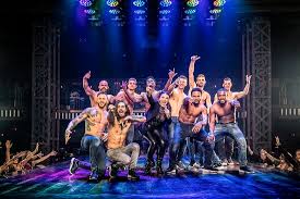 He dances at a local strip club so that he can save up for the bigger and better. Grosse Show Von Dem Was Frauen Wirklich Wollen Magic Mike Live Las Vegas Las Vegas Reisebewertungen Tripadvisor