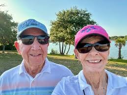 HAVE YOU BEEN WONDERING ABOUT US?! **Here's our deal ➡️ We are** **an  **adventurous group** (of mostly women!) **who walk together once a week**  at parks and trails in the **Tampa Bay