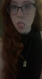 Jessica's Lower Half (@JessicaRabbitox)