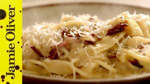 Out of all of the celebrity chefs, jamie is my main man. British Bolognese Keep Cooking Family Favourites Jamie Oliver Youtube