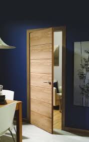 The Savona Internal Oak Door Is A Modern 7 Panelled Slatted Door Design Which Is Perfec Doors Interior Modern Contemporary Interior Doors Internal Doors Modern