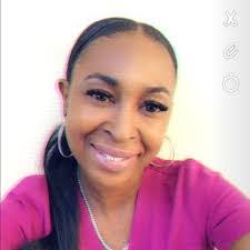 Trinette Ray's Instagram, Twitter & Facebook