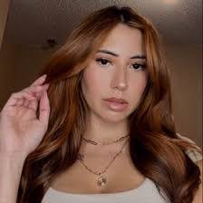 Camilla Munoz's Instagram, Twitter & Facebook