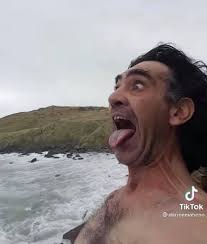 The Kina Pukana Challenge 👀😛 What's yours look like... #maori #kina #nz  #maoriculture 📸: @rawiriadams