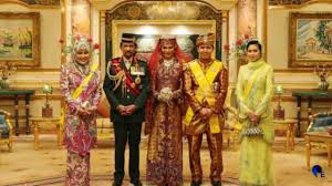 According to some, a western bornean prince became the first sultan. Dubai Brunei Ruler Hassanal Bolkiah Palace Real Inside And Outside View Youtube